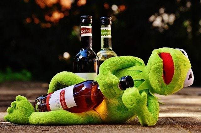 You are currently viewing Where and How to Be Classy at “Wine Bars Near Me” in the North Myrtle Beach Area